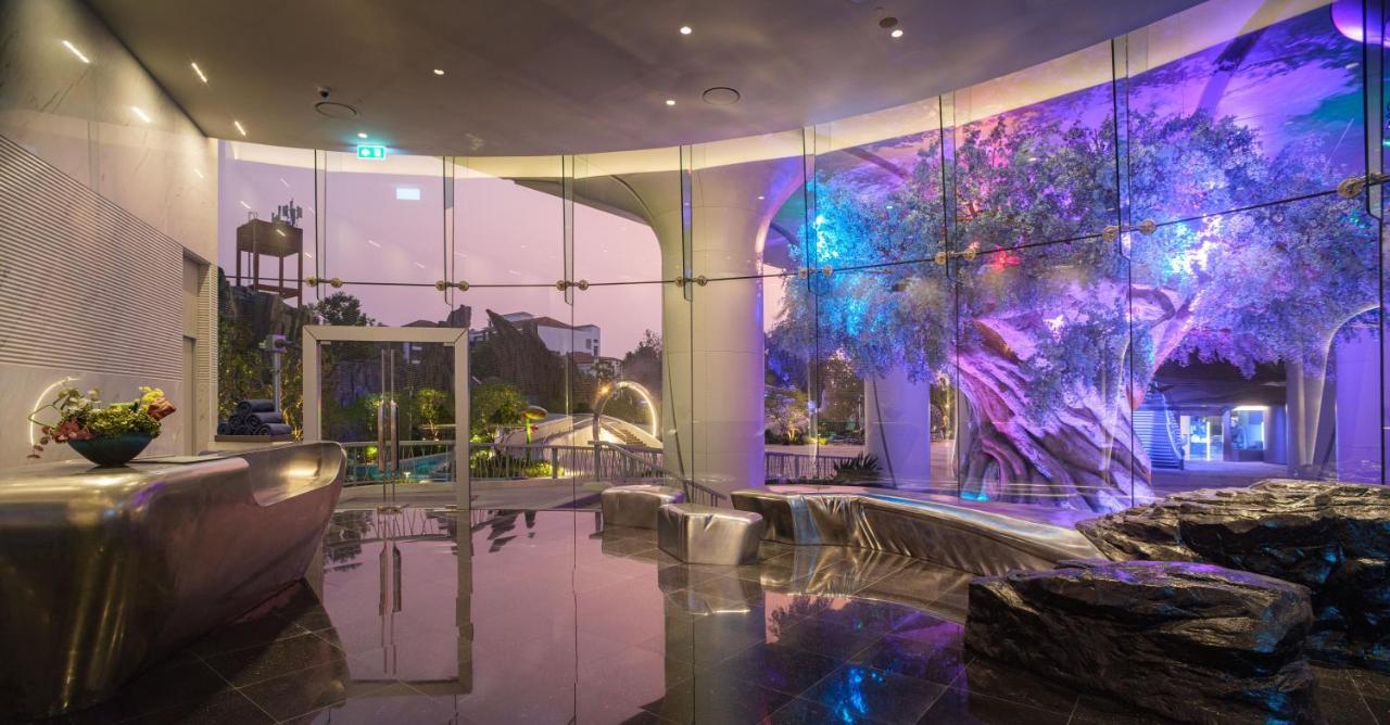 Grande Centre Point Space Pattaya Exterior foto The interior of the restaurant