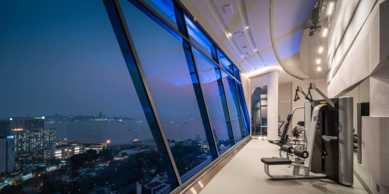 Grande Centre Point Space Pattaya Exterior foto The gym