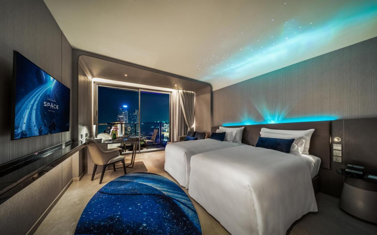 Grande Centre Point Space Pattaya Exterior foto